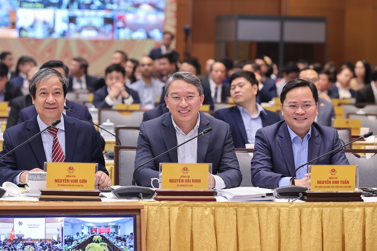 CẬP NHẬT: Thủ tướng Phạm Minh Chính chủ trì Diễn đàn quốc gia phát triển Kinh tế số và xã hội số lần thứ 3- Ảnh 8.