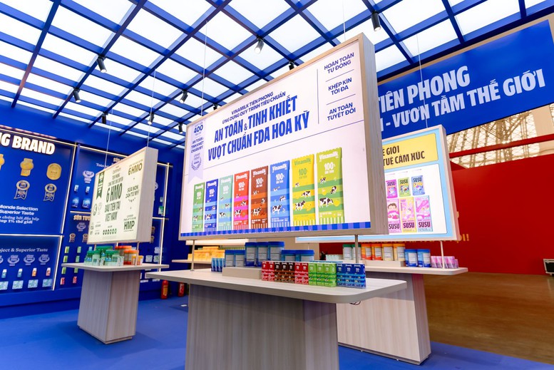 Bà Mai Kiều Liên được vinh danh lãnh đạo truyền cảm hứng sáng tạo tại Vạn Xuân Awards 2025- Ảnh 2.