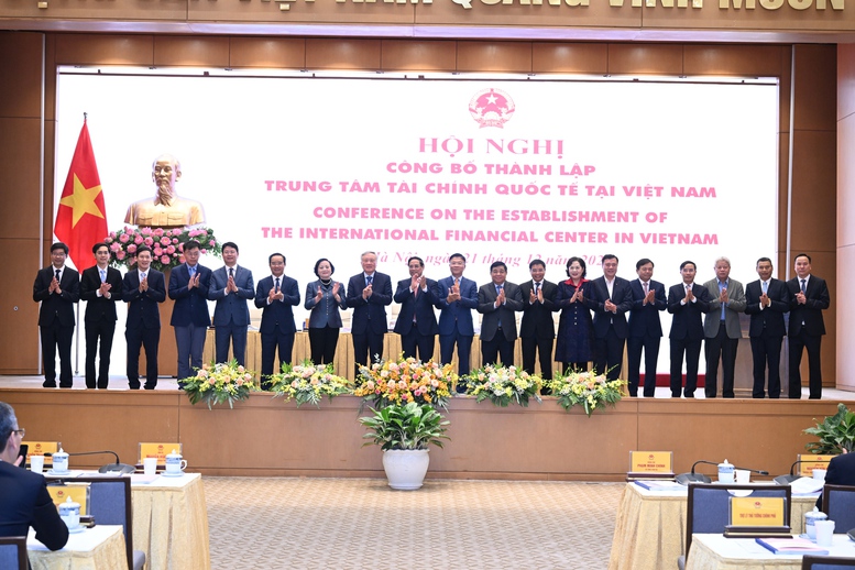 Thủ tướng: Sự ổn định và triển vọng của Việt Nam là "chiếc mỏ neo" an toàn nhất, là "tài sản được định giá cao nhất" với nhà đầu tư- Ảnh 5.