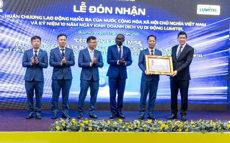 Ba dấu mốc trên 2 lục địa: Hành trình Viettel lan tỏa giá trị Việt Nam