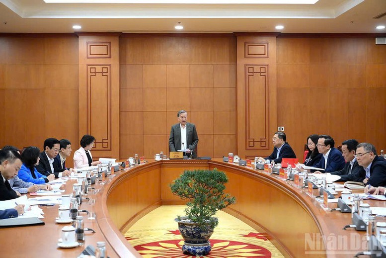 Tổng Bí thư Tô Lâm: Giải quyết căn bản những tồn đọng về người có công và liệt sĩ từ nay đến kỷ niệm 80 năm ngày Thương binh - Liệt sĩ- Ảnh 1.