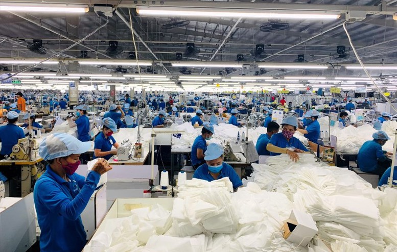 Xuất khẩu dệt may cán mốc 46 tỷ USD trong năm 2025- Ảnh 1.