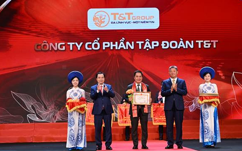 T&T Group được vinh danh tại Lễ tôn vinh doanh nhân, doanh nghiệp Thăng Long 2025