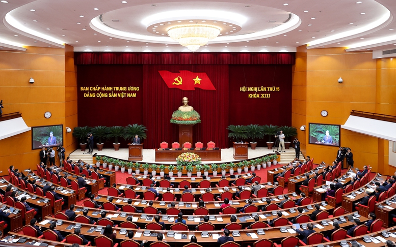 Bế mạc Hội nghị Trung ương 15