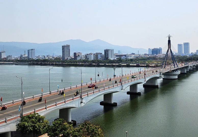 Đà Nẵng: Hành trình bền bỉ xây dựng đô thị thông minh lấy con người làm trung tâm- Ảnh 1.