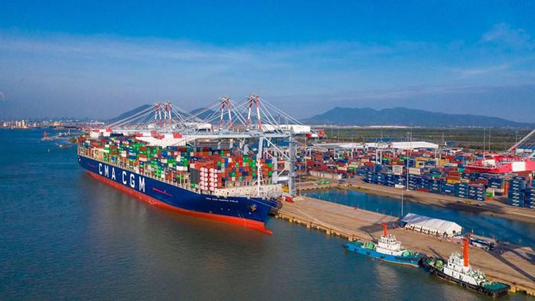 Hàng hóa qua cảng biển tăng mạnh, 100% thủ tục hành chính được làm 'online' - Ảnh 1.