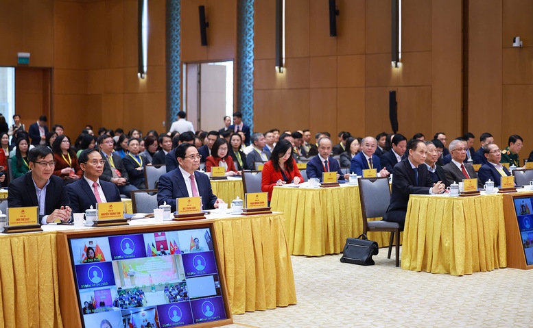 Thủ tướng: Thúc đẩy '3 đột phá' trong công tác đối với người Việt Nam ở nước ngoài- Ảnh 2.