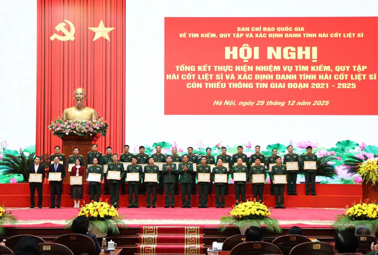 Bằng mọi nỗ lực, giải pháp thiết thực đẩy nhanh tìm kiếm, quy tập, xác định danh tính hài cốt liệt sĩ- Ảnh 3.