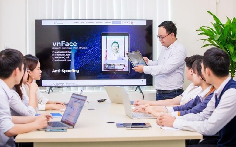 Thay đổi chức danh công việc có phải xin cấp lại giấy phép lao động?