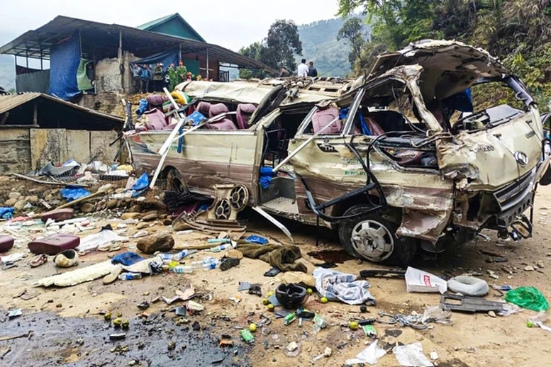 Công điện của Thủ tướng Chính phủ về khắc phục hậu quả vụ tai nạn giao thông đặc biệt nghiêm trọng tại tỉnh Lào Cai- Ảnh 1.