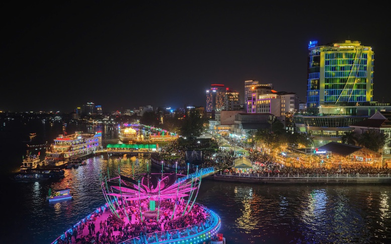 Cần Thơ rực rỡ 'Sắc màu sông nước'