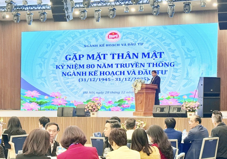 Phó Thủ tướng Nguyễn Chí Dũng dự Kỷ niệm 80 năm ngày truyền thống ngành kế hoạch-đầu tư và thống kê- Ảnh 2.