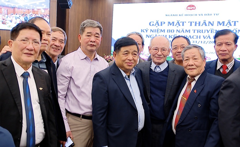 Phó Thủ tướng Nguyễn Chí Dũng dự Kỷ niệm 80 năm ngày truyền thống ngành kế hoạch-đầu tư và thống kê- Ảnh 3.