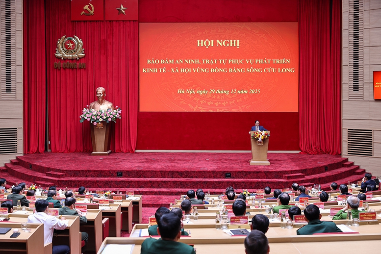 Thủ tướng: Kết hợp chặt chẽ giữa phát triển KTXH với bảo đảm quốc phòng, an ninh vùng ĐBSCL- Ảnh 5.