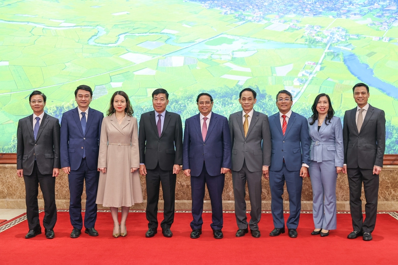 Thủ tướng: Củng cố vững chắc vành đai an ninh - phát triển của đất nước, giữ thế chủ động chiến lược- Ảnh 11.