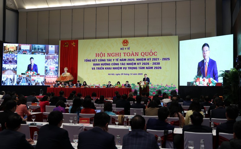 Phó Thủ tướng Lê Thành Long: Cần triển khai hiệu quả các cơ chế, chính sách đặc biệt tạo đột phá cho ngành Y tế- Ảnh 3.