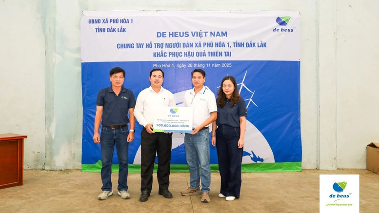 48.000 hộp sữa dừa và 1,1 tỷ đồng hướng về bà con vùng rốn lũ miền Trung- Ảnh 1. 48.000 hộp sữa dừa và 1,1 tỷ đồng hướng về bà con vùng rốn lũ miền Trung- Ảnh 1.