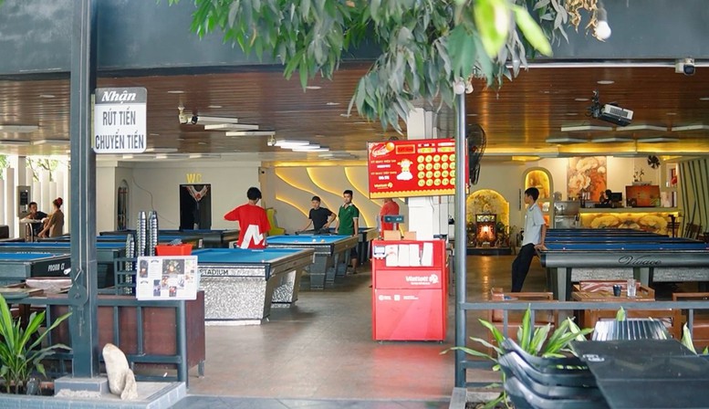 Mở rộng dịch vụ, tạo không gian sinh hoạt cộng đồng tại điểm bán Vietlott ở Vĩnh Long- Ảnh 2. Mở rộng dịch vụ, tạo không gian sinh hoạt cộng đồng tại điểm bán Vietlott ở Vĩnh Long- Ảnh 2.