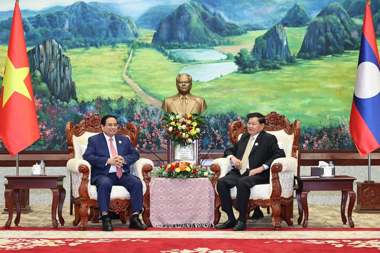 Thủ tướng Phạm Minh Chính hội kiến Tổng Bí thư, Chủ tịch nước Lào- Ảnh 3.