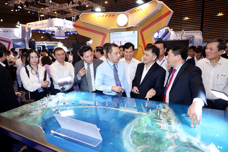 EVNSPC gây ấn tượng tại Hội nghị khoa học công nghệ ngành Điện lực toàn quốc- Ảnh 1.