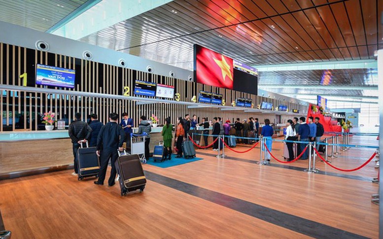 Bổ sung cửa khẩu quốc tế cho phép người nước ngoài xuất, nhập cảnh bằng thị thực điện tử