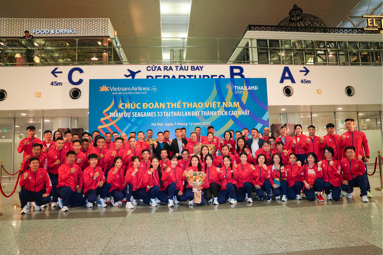 Vietnam Airlines tặng vé máy bay cho các vận động viên giành Huy chương Vàng SEA Games 2025 - Ảnh 1.