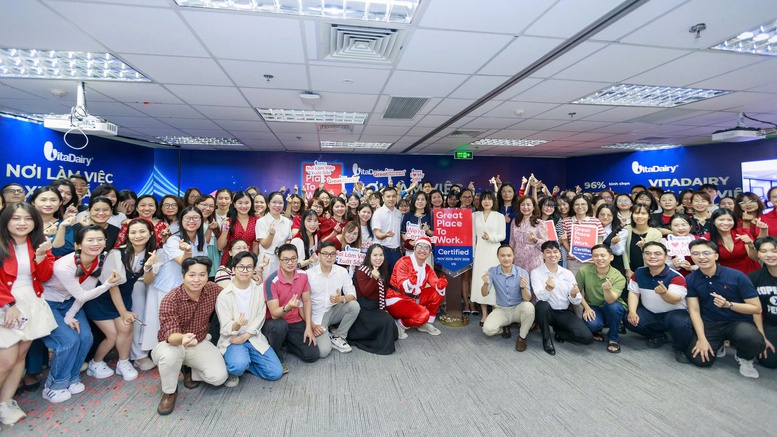 VitaDairy được vinh danh “Nơi làm việc xuất sắc 2025”- Ảnh 1.