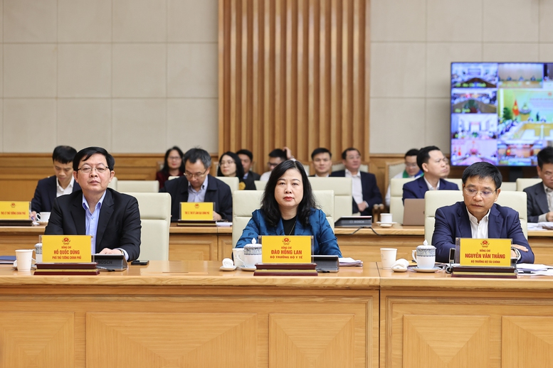 Thủ tướng: Quyết liệt triển khai 2 nghị quyết đột phá và cách mạng của Quốc hội- Ảnh 6.