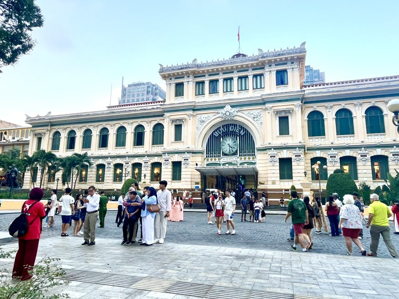 Du lịch TPHCM chờ đón năm 2026 bứt phá- Ảnh 2. Du lịch TPHCM chờ đón năm 2026 bứt phá- Ảnh 2.