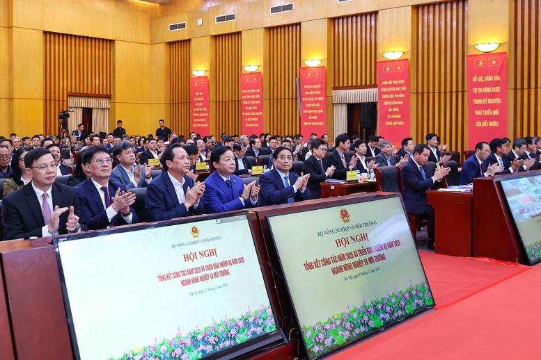 Thủ tướng: Trong kỷ nguyên mới, nông nghiệp vẫn là trụ đỡ nhưng phải đột phá mạnh mẽ hơn- Ảnh 2.