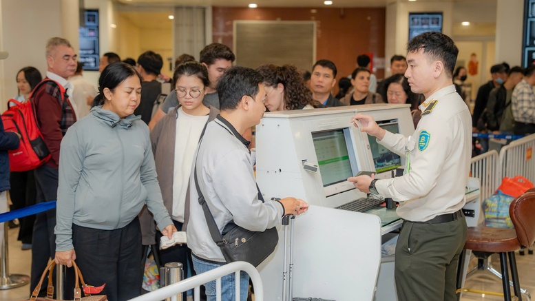 Sân bay Nội Bài dự kiến đón lượng khách quốc tế cao nhất từ trước đến nay- Ảnh 2.