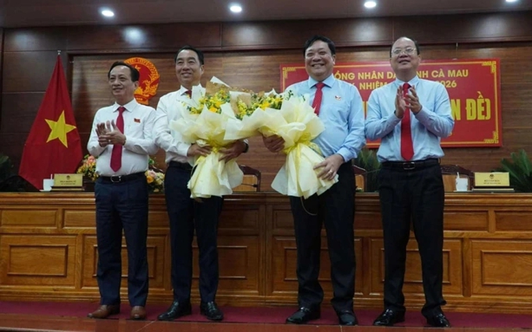 Phê chuẩn kết quả bầu, miễn nhiệm chức vụ Chủ tịch UBND tỉnh Cà Mau