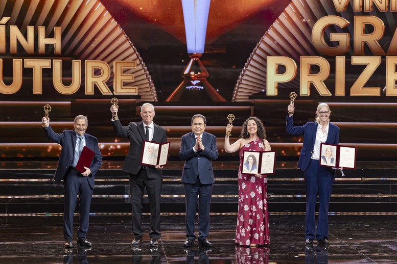 Giải thưởng Chính VinFuture 2025 vinh danh công trình vaccine HPV cứu sống hàng triệu người- Ảnh 1.