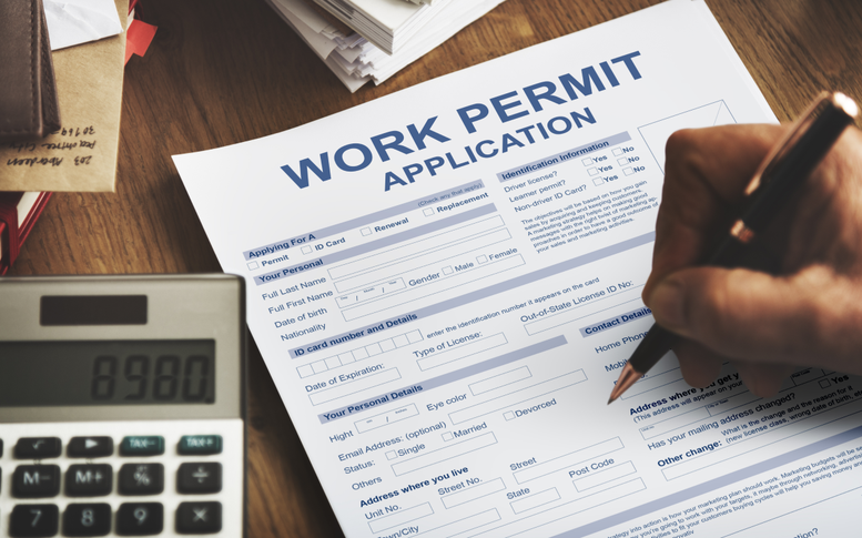 Mỹ rút ngắn thời hạn giấy phép lao động cho người nước ngoài