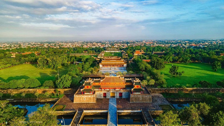 Giải thưởng Du lịch Thế giới tôn vinh Việt Nam là Điểm đến Di sản hàng đầu thế giới năm 2025- Ảnh 1. Giải thưởng Du lịch Thế giới tôn vinh Việt Nam là Điểm đến Di sản hàng đầu thế giới năm 2025- Ảnh 1.