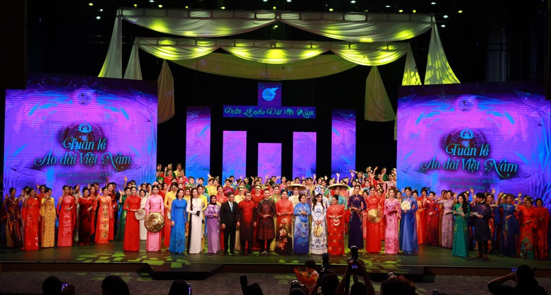 Khi sức mạnh văn hóa trở thành điểm tựa cho phụ nữ Việt Nam trên hành trình khởi nghiệp
- Ảnh 3. Khi sức mạnh văn hóa trở thành điểm tựa cho phụ nữ Việt Nam trên hành trình khởi nghiệp
- Ảnh 3.