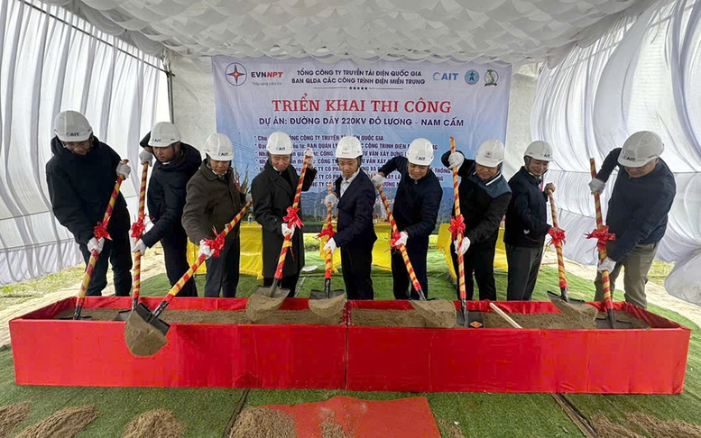 Triển khai thi công dự án đường dây 220kV Đô Lương – Nam Cấm