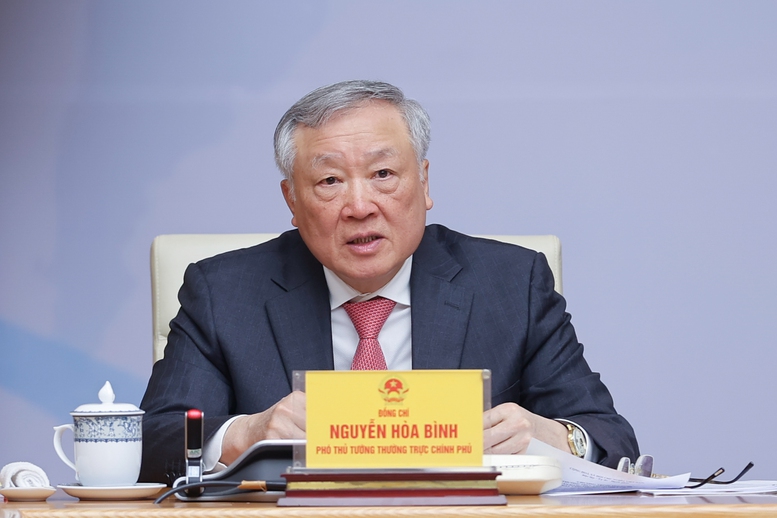 Permanent Deputy Prime Minister Nguyen Hoa Binh speaks at the Conference