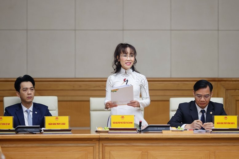 Ms. Nguyen Thi Phuong Thao, Permanent Vice President of HDBank, said that HDBank and its partners are currently coordinating to implement contracts worth 48 billion USD with large US corporations and are negotiating to increase to 64 billion USD, creating 500,000 jobs.
