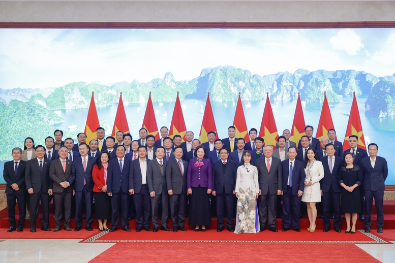 Prime Minister and delegates attending the Conference