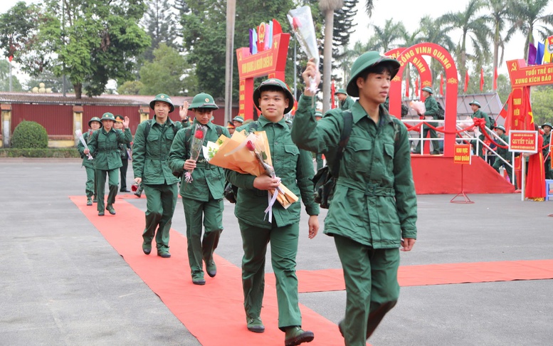 Thế hệ trẻ tự hào khoác áo lính, sẵn sàng bảo vệ Tổ quốc