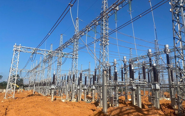 Tập trung gỡ vướng, hoàn thành dự án trạm biến áp 220kV Vũng Áng