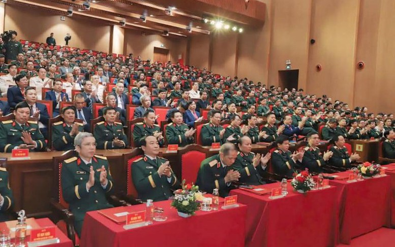 Học viện Quốc phòng khai giảng Lớp bồi dưỡng kiến thức quốc phòng, an ninh khóa 99 và Lớp đào tạo chỉ huy - tham mưu chiến dịch, chiến lược khóa 53