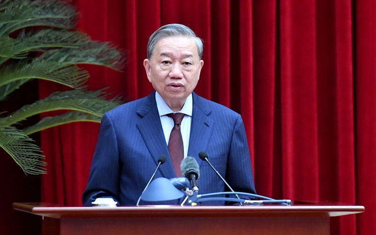 RẠNG RỠ VIỆT NAM
