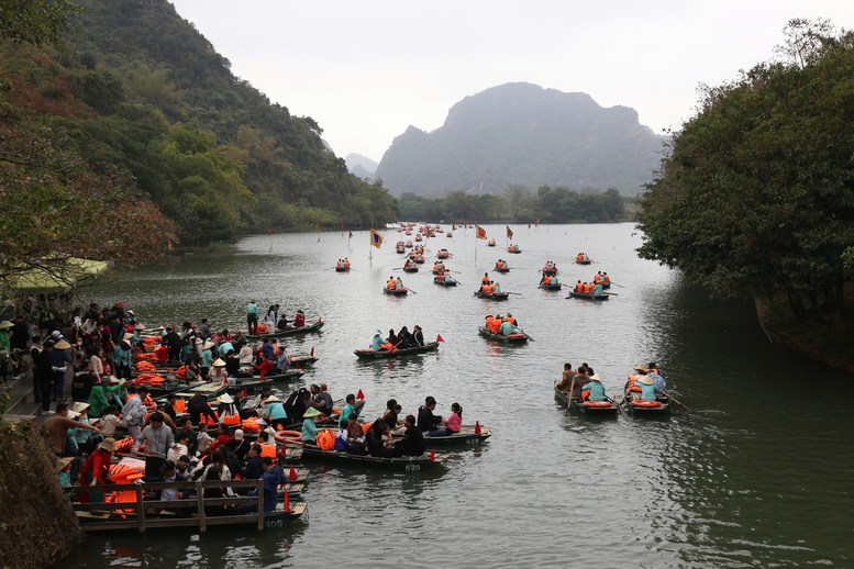 Du lịch Ninh Bình bội thu kỳ nghỉ Tết Nguyên đán Ất Tỵ- Ảnh 2.