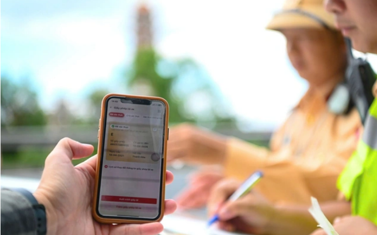 Cảnh giác trước thủ đoạn giả danh Công an hướng dẫn tích hợp điểm giấy phép lái xe