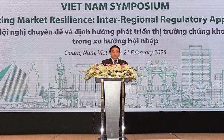 Chia sẻ kinh nghiệm quốc tế, phát triển thị trường chứng khoán bền vững