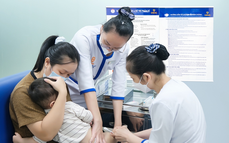 Sẽ đưa vaccine phòng bệnh tay chân miệng về Việt Nam