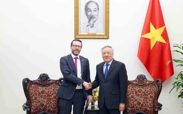 Việt Nam mong muốn thúc đẩy mạnh mẽ hơn nữa quan hệ hợp tác nhiều mặt với Vương quốc Anh
