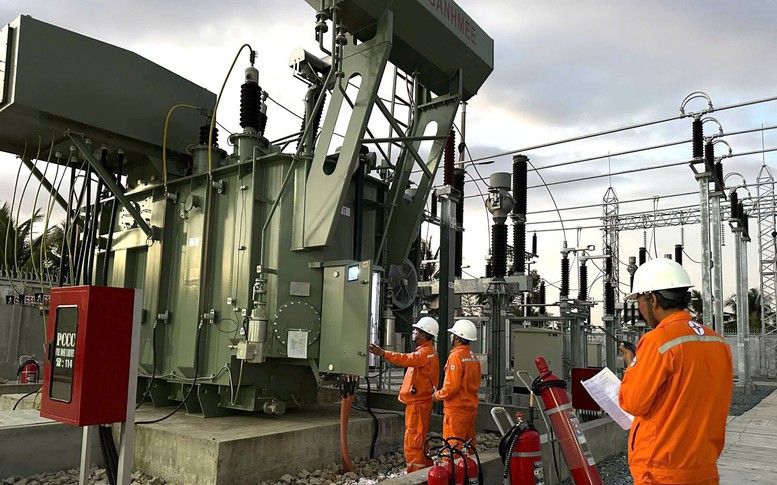 Đóng điện hàng loạt công trình lưới điện điện 110 kV tại các tỉnh phía nam